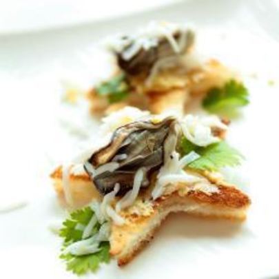 Гренки с устрицами