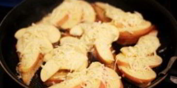 гренки с яблоками