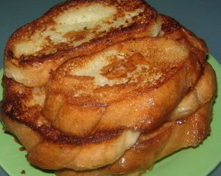 Нежные гренки с сахаром