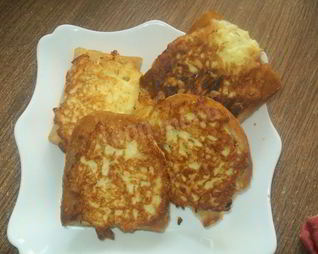 Сырные гренки с сыром и чесноком