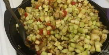 баклажанная икра очень вкусная