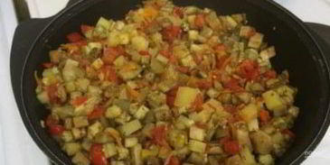 баклажанная икра очень вкусная