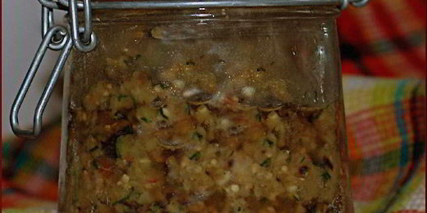 Рецепт икры баклажанной с соусом песто