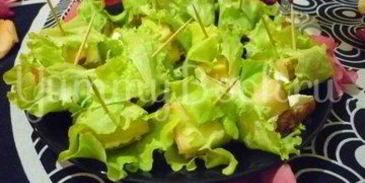 изящные канапе с грушей, ветчиной и сыром