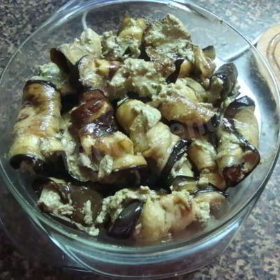 Канапе из баклажан с ореховым соусом