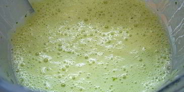 канапе из блинчиков с сосисками и помидорками черри