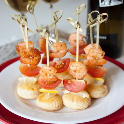 Канапе из креветок с помидорками черри