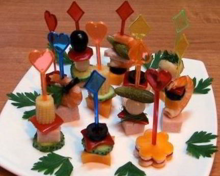 Канапе из мяса и овощей