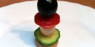 канапе из мяса и овощей