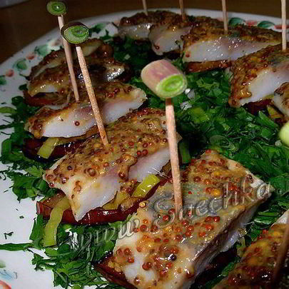 Канапе из селедки с яблоками