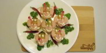 канапе обезьянки на шпажках