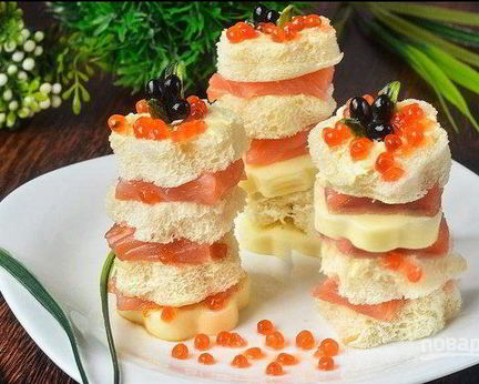 Канапе с копченой семгой Семь слоев