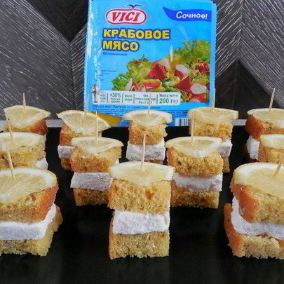 Канапе с крабовым маршмеллоу
