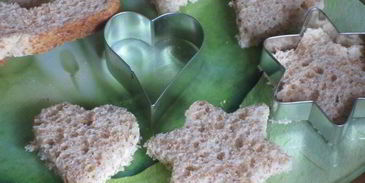 канапе с муссом из ветчины и рикотты