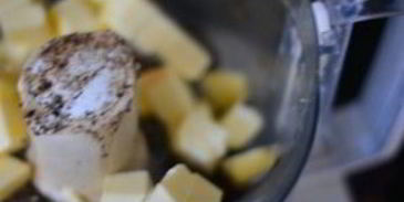 канапе с паштетом