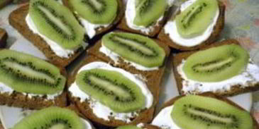 канапе с селедкой и картошкой