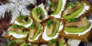 канапе с селедкой и картошкой