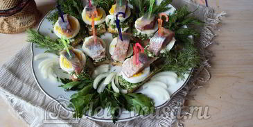 канапе с селедкой