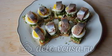 канапе с селедкой
