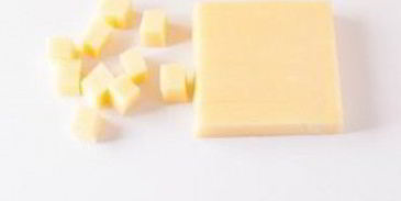 канапе с сыром и колбасой