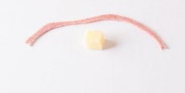 канапе с сыром и колбасой