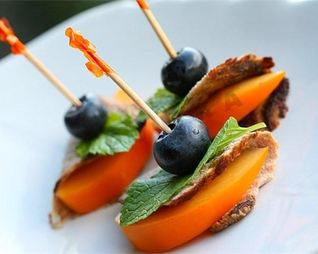 Канапе с жареным мясом