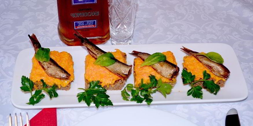 Рецепт канапе со шпротами