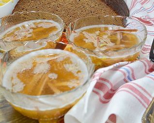 Холодец из говядины и свиных ножек