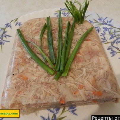 Холодец из свиных ножек и рульки