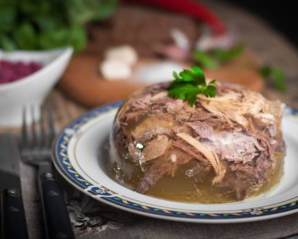 Хрустальный холодец из домашнего петуха