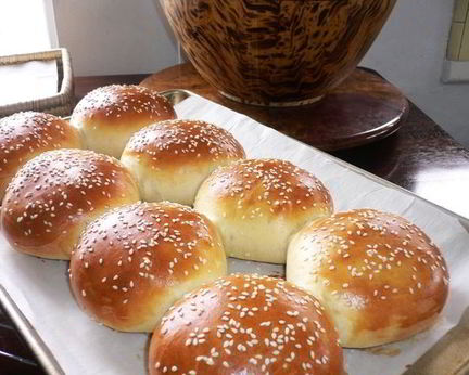 Булочки для гамбургеров и хотдогов