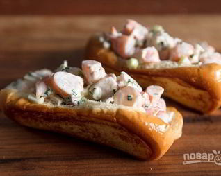 Хот-дог с креветками