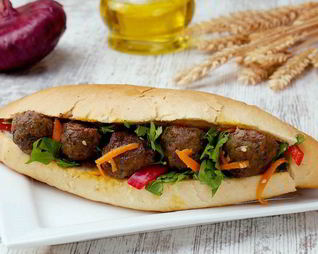 Хот-дог с тефтельками