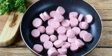 хот-дог в луковых колечках