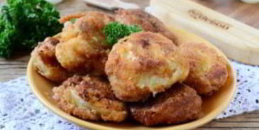 хот-дог в луковых колечках