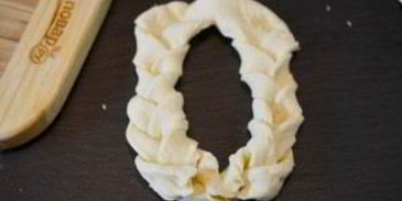 плетеные хот-доги с гуакамоле