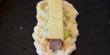 плетеные хот-доги с гуакамоле