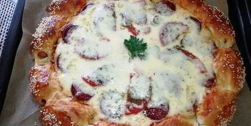 суперсырная хот-дог-пицца