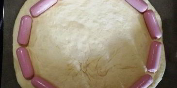 суперсырная хот-дог-пицца