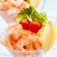 Рецепт Коктейля из креветок, томатов и оливок