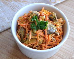 Корейская морковка с печенью