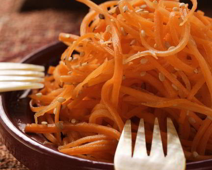 Морковча — корейская закуска из сладкой моркови