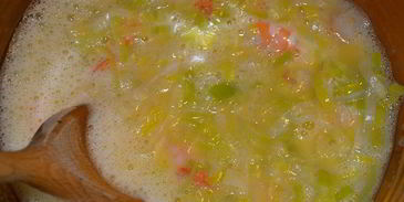 фриттата с креветками и луком пореем