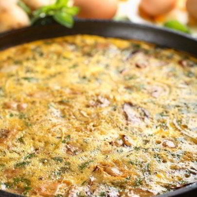 Фриттата с молодым картофелем и мятой