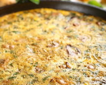 Фриттата с молодым картофелем и мятой