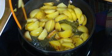 испанский омлет с картофелем, семгой и укропом