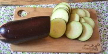 омлет с баклажанами и помидорами