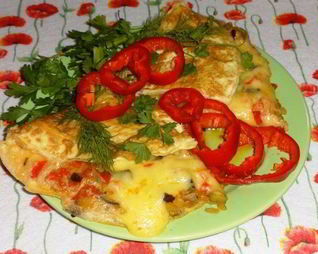 Омлет с баклажаном и помидорами