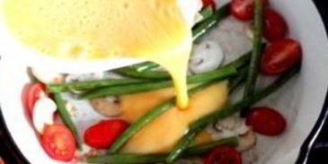 омлет с фасолью стручковой