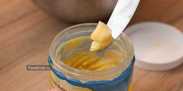 омлет с молоком на сковороде